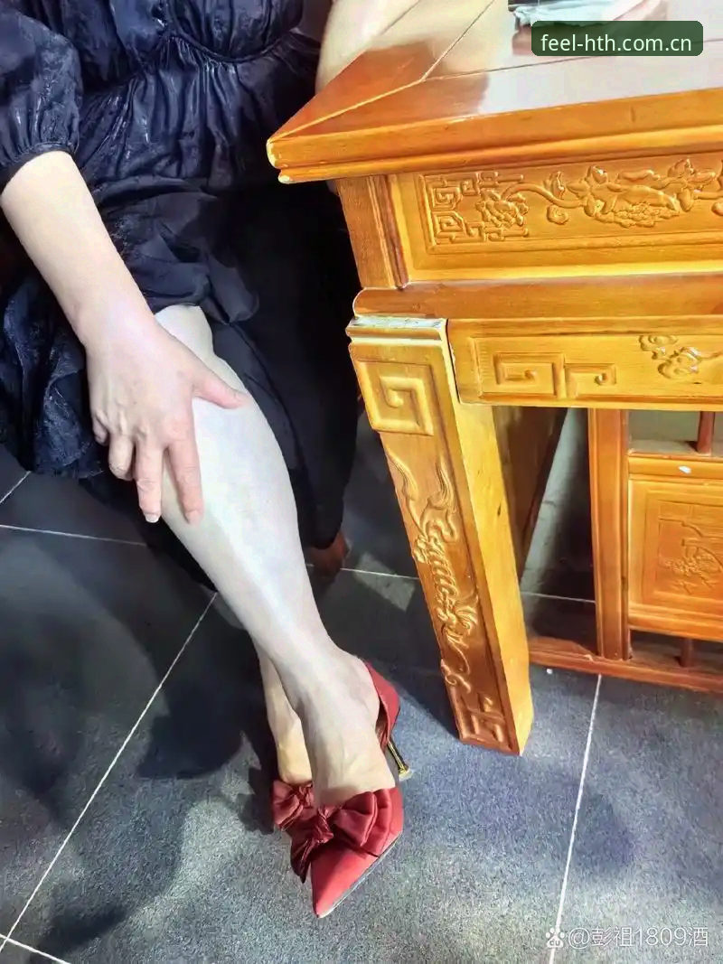 揭秘华体会比赛对比评测：那些画面背后，藏着你没注意到的细节